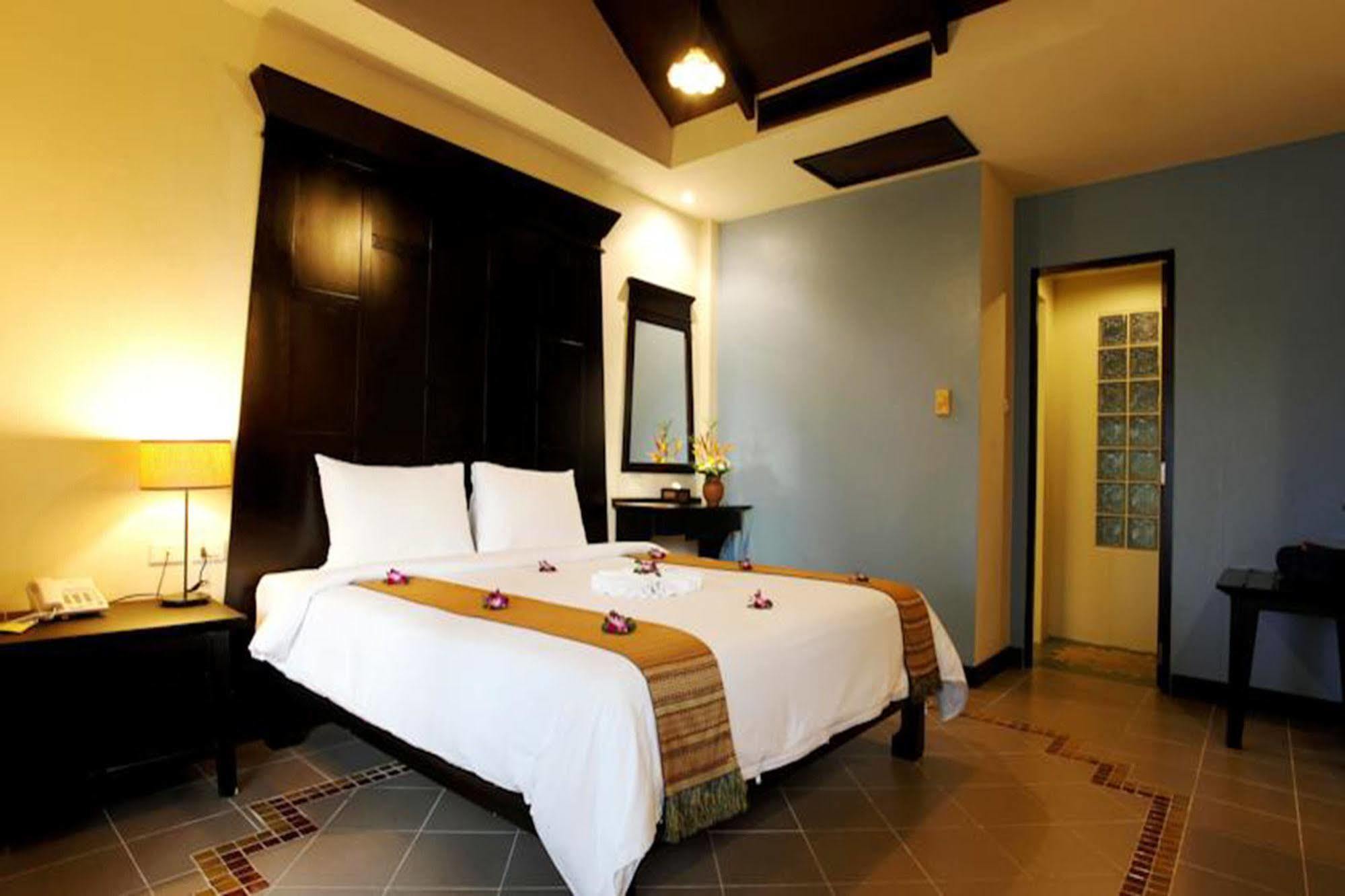 Patong Cottage Resort Esterno foto